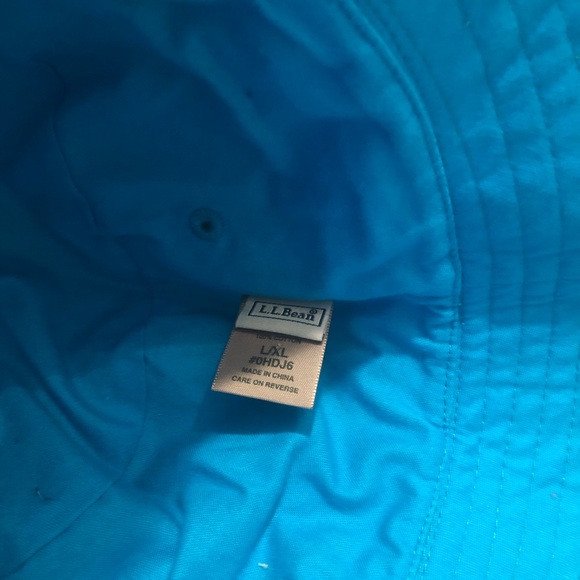 Bucket Hat Lot of 3 Woman's & NWT Umbrella - Picture 5 of 8